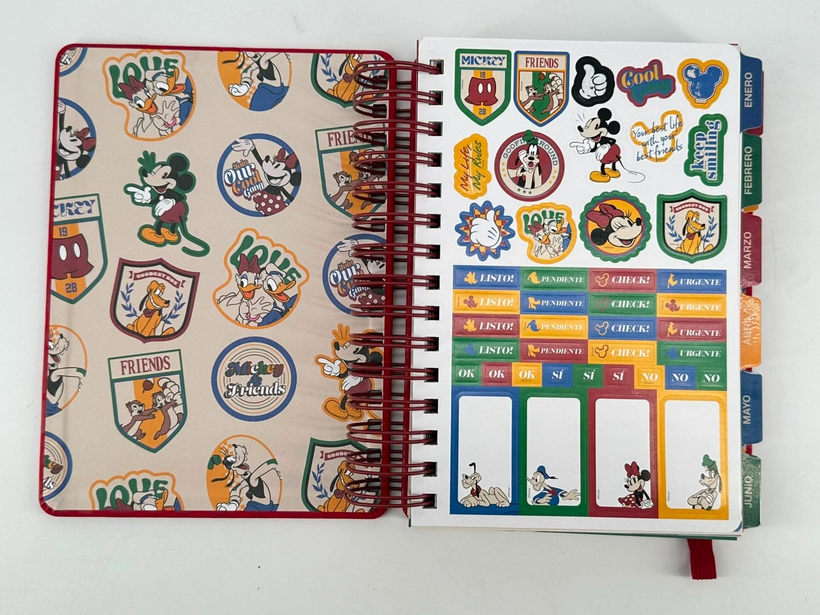 Agenda Mickey Mouse 2027 - Mooving - Imagen 6