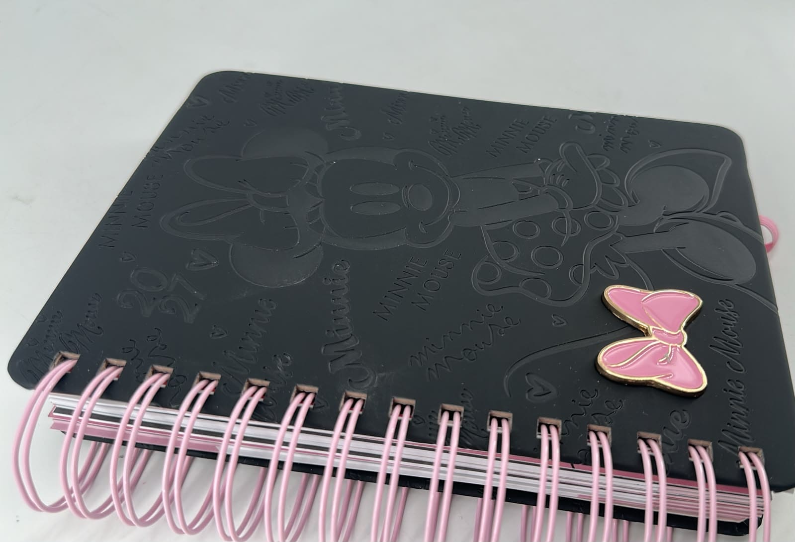 Agenda Minnie Mouse 2027 - Mooving - Imagen 2
